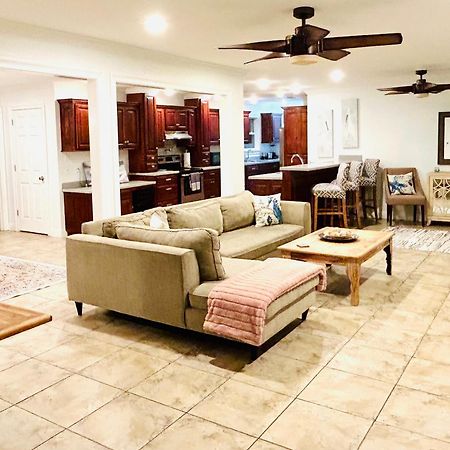 4/3 Home Centrally Located, Beach, Casino, Airport, Dining, Golfing, Shopping, Entertainment ガルフポート エクステリア 写真